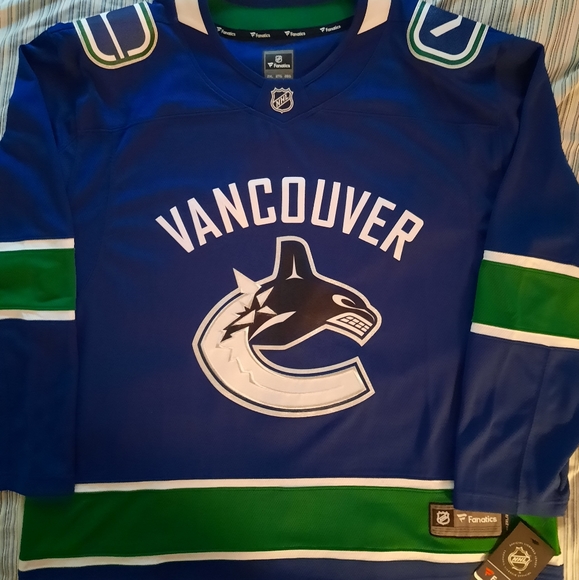BNWT Canucks Jerseys - Picture 1 of 5